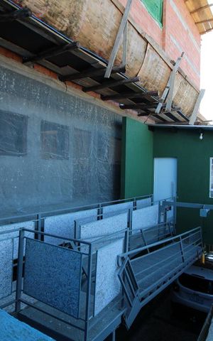 Casa para alugar com 80m², 3 quartos e sem vagavaranda