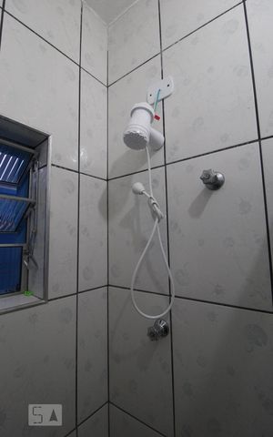 Casa para alugar com 80m², 3 quartos e sem vagaBanheiro