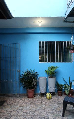 Casa para alugar com 80m², 3 quartos e sem vagaFachada