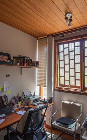 Casa à venda com 540m², 5 quartos e 6 vagas