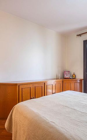 Apartamento à venda com 163m², 4 quartos e 3 vagas Apartamento à venda com 163m², 4 quartos e 3 vagasSuíte 1