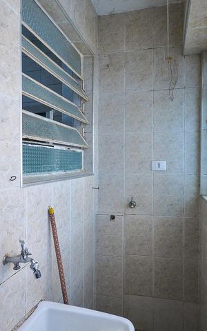 Apartamento à venda com 42m², 1 quarto e sem vaga Apartamento à venda com 42m², 1 quarto e sem vagaArea de Serviço