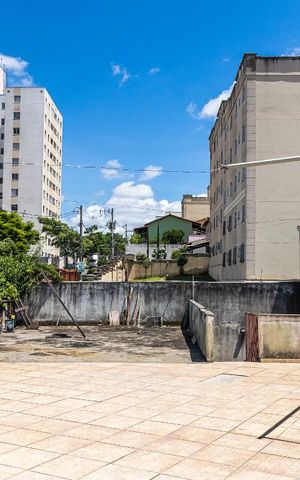 Casa à venda com 240m², 4 quartos e 4 vagasQuintal