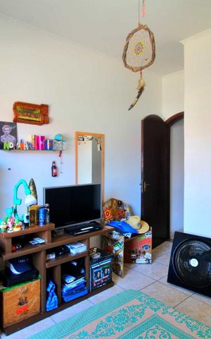 Casa à venda com 175m², 3 quartos e 2 vagasQuarto 2