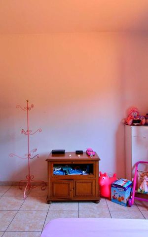 Casa à venda com 175m², 3 quartos e 2 vagasQuarto 3