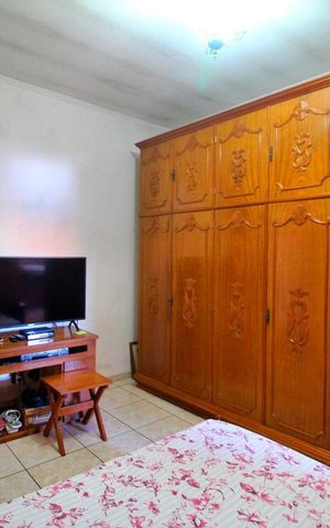 Casa à venda com 175m², 3 quartos e 2 vagasQuarto Suíte