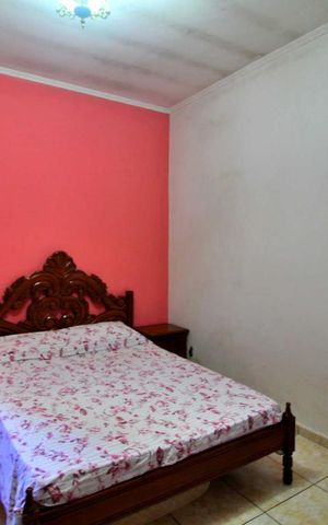 Casa à venda com 175m², 3 quartos e 2 vagasQuarto Suíte
