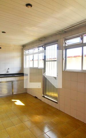 Casa para alugar com 200m², 2 quartos e 1 vagaCozinha