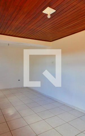 Casa para alugar com 200m², 2 quartos e 1 vagaSala