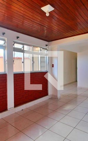 Casa para alugar com 200m², 2 quartos e 1 vagaSala