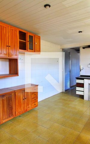 Casa para alugar com 200m², 2 quartos e 1 vagaCozinha