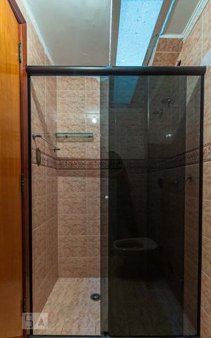 Casa à venda com 227m², 3 quartos e 4 vagas Casa à venda com 227m², 3 quartos e 4 vagasBanheiro