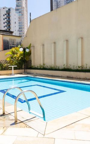 Apartamento para alugar com 70m², 2 quartos e 1 vaga Apartamento para alugar com 70m², 2 quartos e 1 vagaÁrea comum - Piscina