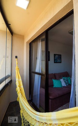 Apartamento para alugar com 70m², 2 quartos e 1 vaga Apartamento para alugar com 70m², 2 quartos e 1 vagaVaranda