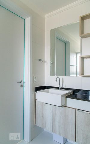 Studio para alugar com 25m², 1 quarto e sem vaga Studio para alugar com 25m², 1 quarto e sem vagaBanheiro