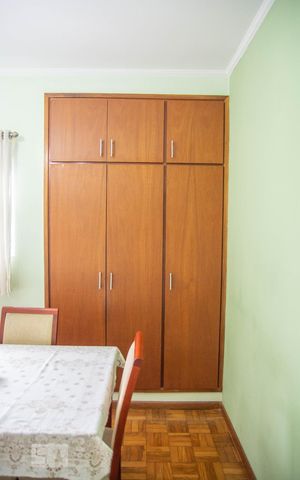 Casa à venda com 181m², 4 quartos e 5 vagas Casa à venda com 181m², 4 quartos e 5 vagasSala de Jantar