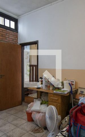 Casa à venda com 150m², 3 quartos e 1 vagaÁrea de Churrasqueira e Serviço