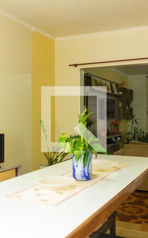 Casa à venda com 200m², 4 quartos e 4 vagas Casa à venda com 200m², 4 quartos e 4 vagasSala de Jantar
