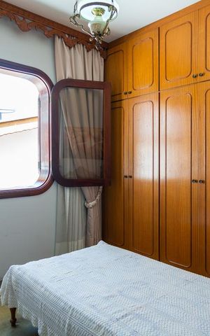 Casa à venda com 458m², 4 quartos e 8 vagas Casa à venda com 458m², 4 quartos e 8 vagasQuarto 1