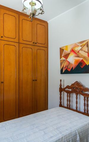 Casa à venda com 458m², 4 quartos e 8 vagas Casa à venda com 458m², 4 quartos e 8 vagasQuarto 1