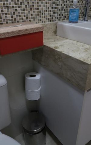 Apartamento à venda com 54m², 2 quartos e 1 vagaBanheiro 2