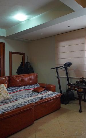 Casa de condomínio à venda com 159m², 3 quartos e 2 vagasSala