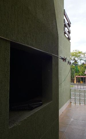 Casa de condomínio à venda com 159m², 3 quartos e 2 vagasChurrasqueira
