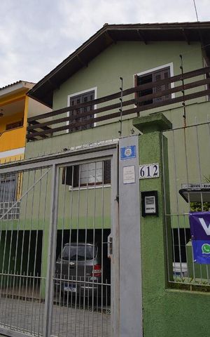 Casa de condomínio à venda com 159m², 3 quartos e 2 vagasFachada da Casa
