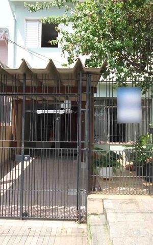 Casa à venda com 137m², 3 quartos e 1 vagaFach