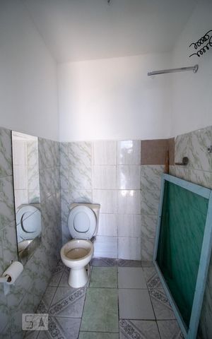 Casa para alugar com 60m², 1 quarto e sem vagaBanheiro