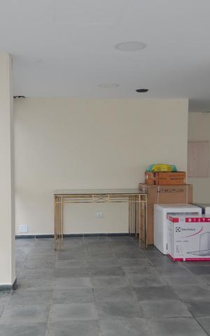 Apartamento para alugar com 56m², 2 quartos e 1 vaga Apartamento para alugar com 56m², 2 quartos e 1 vagaÁrea comum - Salão de festas