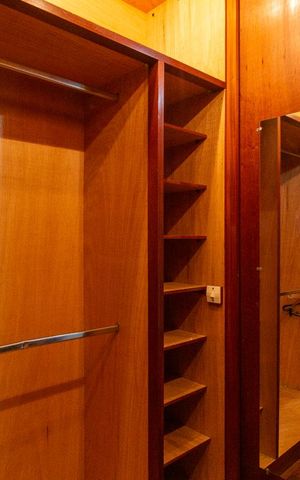 Casa à venda com 250m², 3 quartos e 4 vagasCloset da Suíte 1