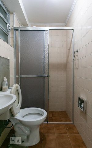 Casa à venda com 250m², 3 quartos e 4 vagasBanheiro 