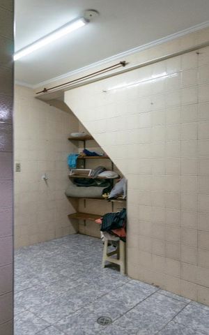 Casa à venda com 250m², 3 quartos e 4 vagasDespensa