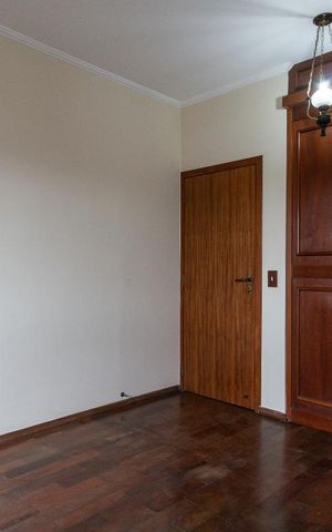 Casa à venda com 250m², 3 quartos e 4 vagasSuíte 1