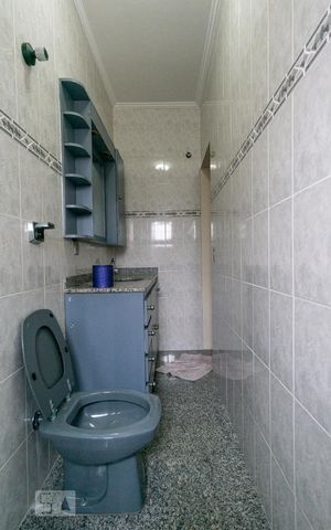 Casa à venda com 250m², 3 quartos e 4 vagasBanheiro da Suíte 3