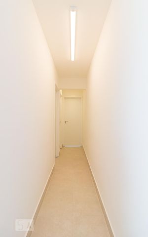 Apartamento à venda com 66m², 2 quartos e 1 vagaCorredor