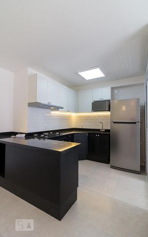 Apartamento à venda com 66m², 2 quartos e 1 vagaCozinha