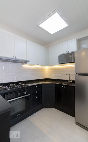 Apartamento à venda com 66m², 2 quartos e 1 vagaCozinha