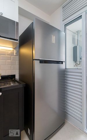 Apartamento à venda com 66m², 2 quartos e 1 vagaCozinha - geladeira