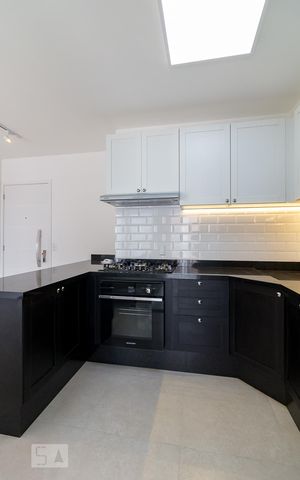 Apartamento à venda com 66m², 2 quartos e 1 vagaCozinha