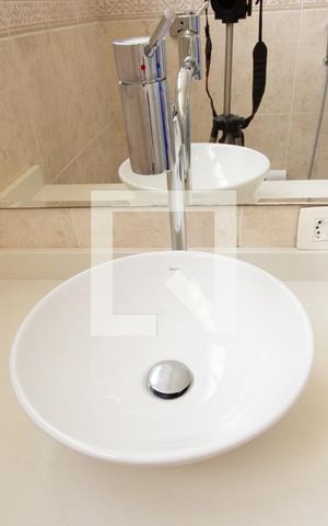 Apartamento para alugar com 106m², 3 quartos e 1 vaga Apartamento para alugar com 106m², 3 quartos e 1 vagaBanheiro