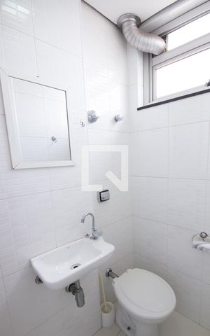 Apartamento para alugar com 106m², 3 quartos e 1 vaga Apartamento para alugar com 106m², 3 quartos e 1 vagaBanheiro de serviço