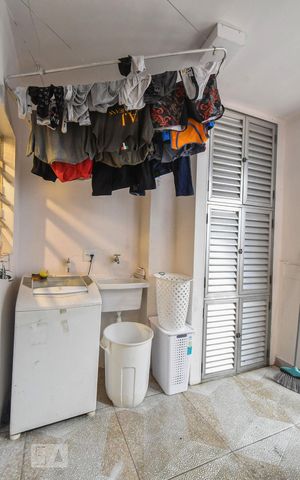 Casa à venda com 120m², 2 quartos e 2 vagasLavanderia