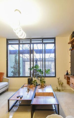 Casa à venda com 120m², 2 quartos e 2 vagasSala de Estar