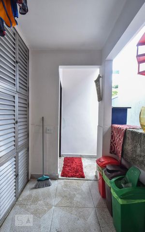 Casa à venda com 120m², 2 quartos e 2 vagasLavanderia