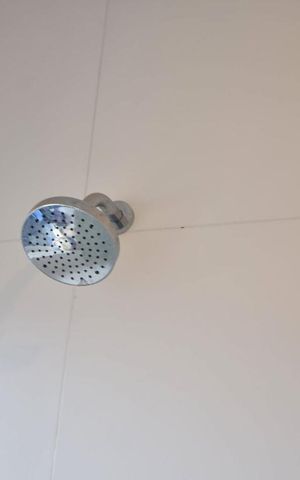 Casa à venda com 120m², 2 quartos e 2 vagasBanheiro Suíte 03