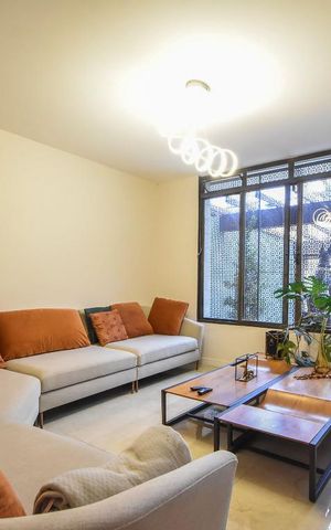 Casa à venda com 120m², 2 quartos e 2 vagasSala de Estar