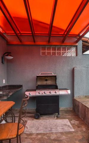 Casa à venda com 120m², 2 quartos e 2 vagasVaranda Gourmet