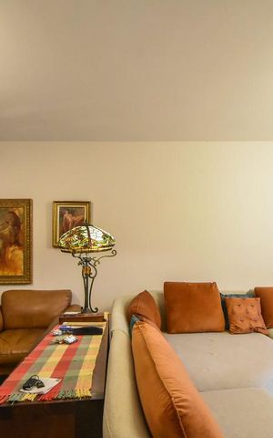 Casa à venda com 120m², 2 quartos e 2 vagasSala de Estar